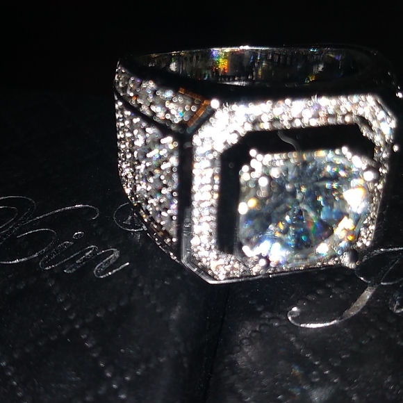 Jun Xin Other - Jun Xin Men's Sparkle and Shine Dress Ring